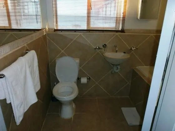 Standard Apart Daire, 2 Yatak Odası (Self Catering & Self Servicing)