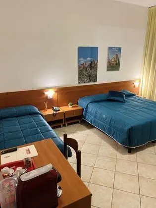 Comfort Tek Büyük veya İki Ayrı Yataklı Oda