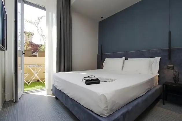 Classic Tek Büyük Yataklı Oda