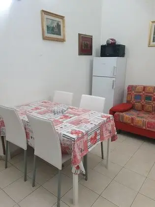 Apart Daire, 1 Büyük (Queen) Boy Yatak ve Çekyat, Teras