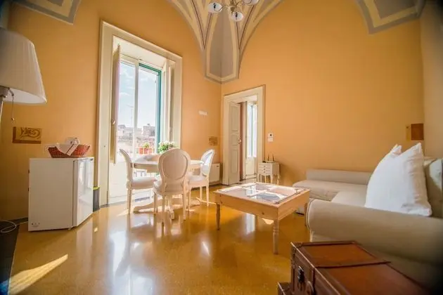 Süit, Şehir Manzaralı, Kule