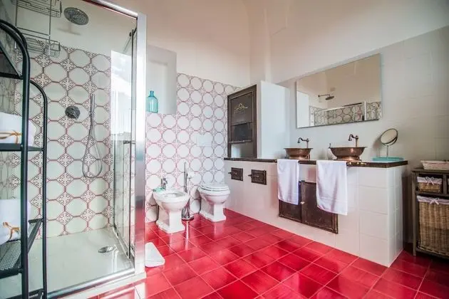 Süit, Şehir Manzaralı, Kule