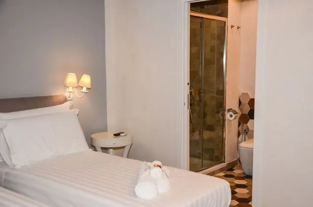 Comfort İki Ayrı Yataklı Oda, Özel Banyo, Avlu Manzaralı