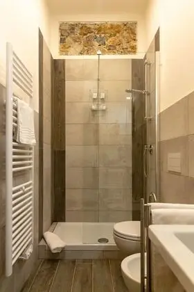 Tek Büyük Yataklı Oda (n.4)