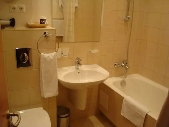 Superior Tek Büyük Yataklı Oda, Balkon