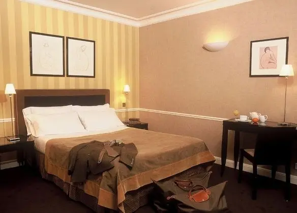 Deluxe Tek Büyük Yataklı Oda