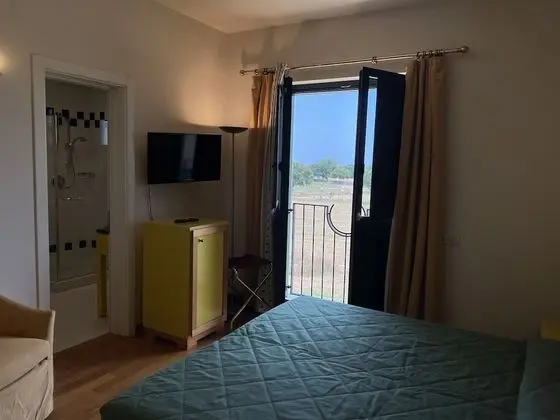 Comfort Tek Büyük Yataklı Oda