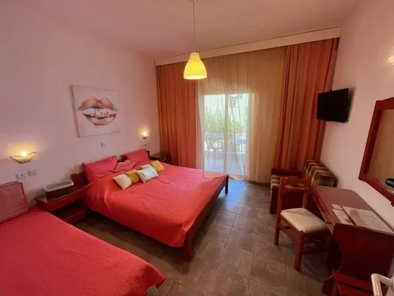 Deluxe Üç Kişilik Oda