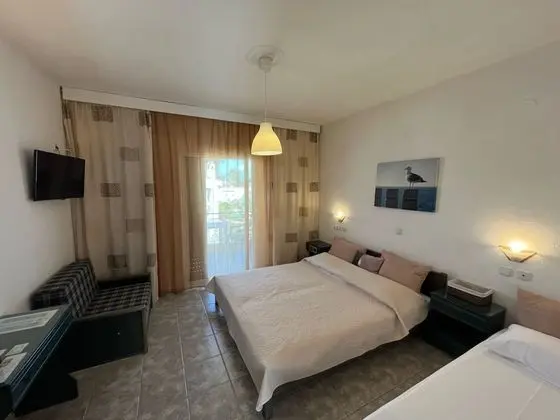 Deluxe Üç Kişilik Oda