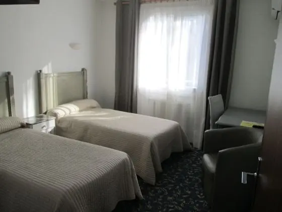 İki Ayrı Yataklı Oda