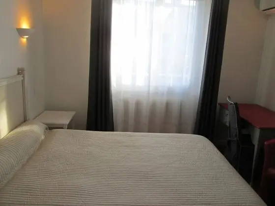 Tek Büyük Yataklı Oda, Bahçe Manzaralı