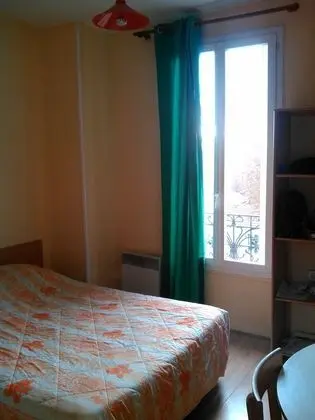 Tek Büyük Yataklı Oda