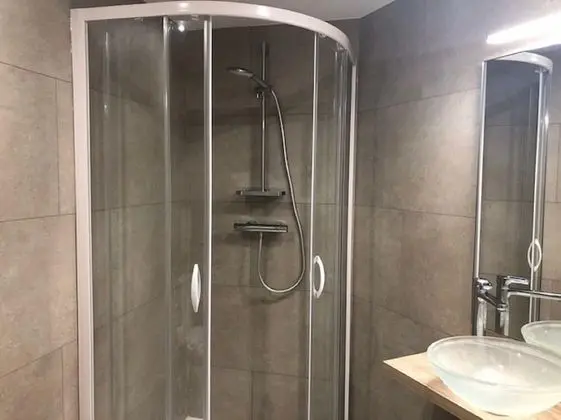 Comfort Tek Büyük Yataklı Oda, 1 Çift Kişilik Yatak