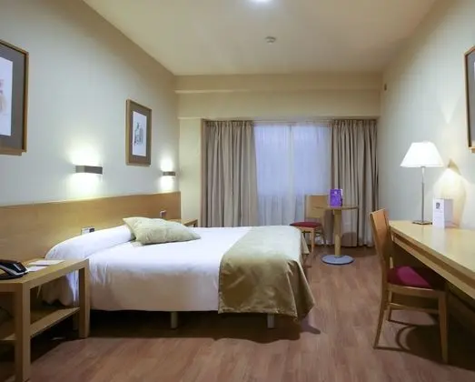 City Büyük Yataklı Tek Kişilik Oda