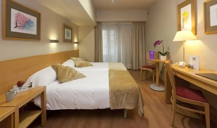 City Büyük Yataklı Tek Kişilik Oda