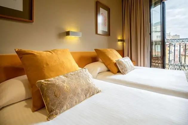 City Büyük Yataklı Tek Kişilik Oda