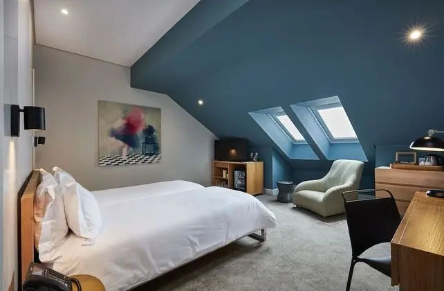 Çatı Katı (Loft), 1 En Büyük (King) Boy Yatak