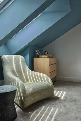 Çatı Katı (Loft), 1 En Büyük (King) Boy Yatak