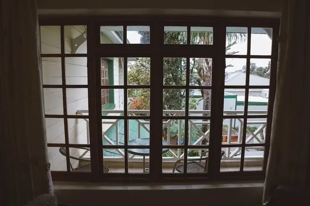 Superior Self Catering Family Unit @Pool (14)