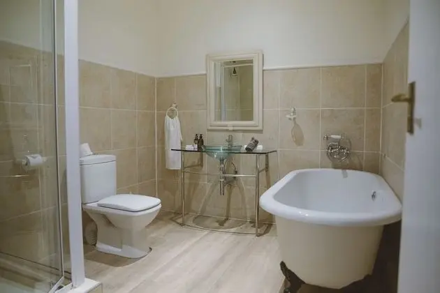 Superior Self Catering Family Unit @Pool (14)