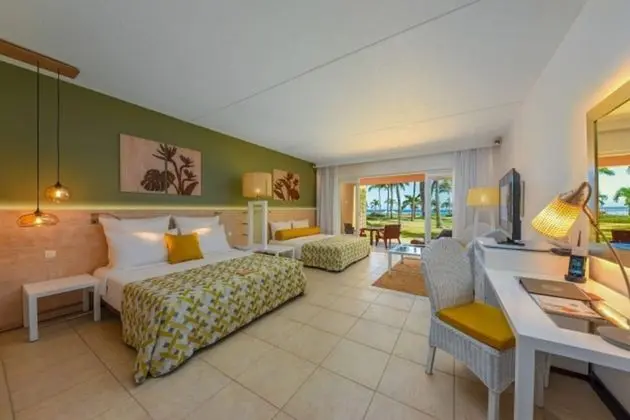 Deluxe Room-Ground Floor (2 adults & 1 child)