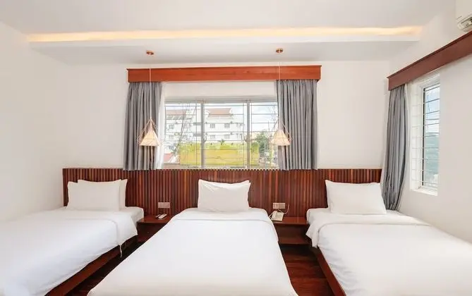 Deluxe Üç Kişilik Oda