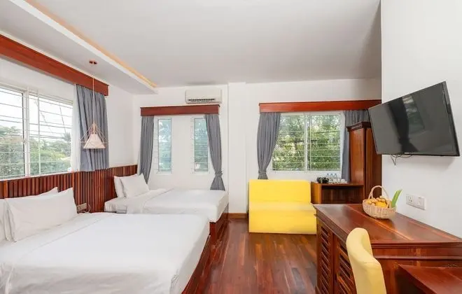 Deluxe Üç Kişilik Oda