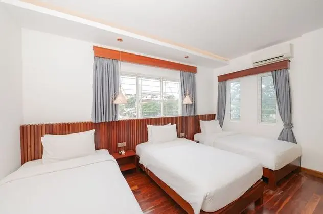 Deluxe Üç Kişilik Oda