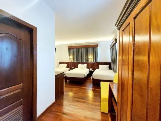 Deluxe Üç Kişilik Oda
