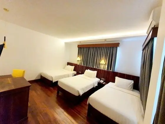 Deluxe Üç Kişilik Oda