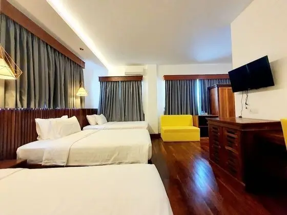 Deluxe Üç Kişilik Oda