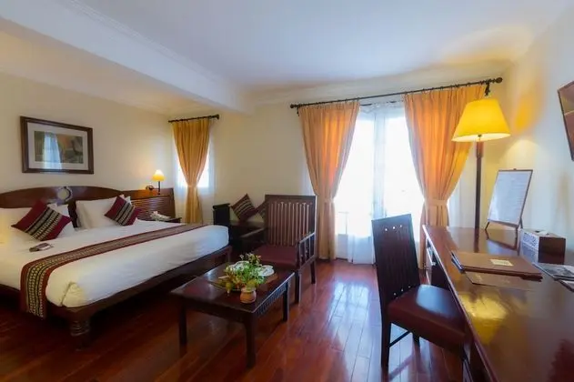 Deluxe Tek Büyük Yataklı Oda, Nehir Manzaralı