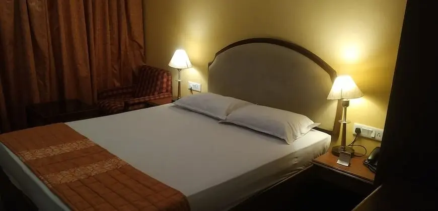 Deluxe Oda, 1 En Büyük (King) Boy Yatak