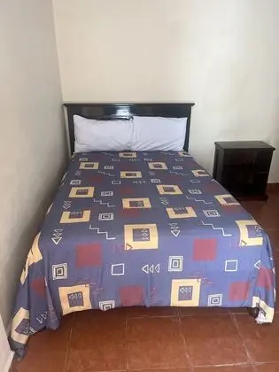 Tek Büyük Yataklı Oda, 2 Çift Kişilik Yatak