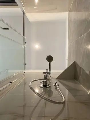 Economy Büyük Yataklı Tek Kişilik Oda