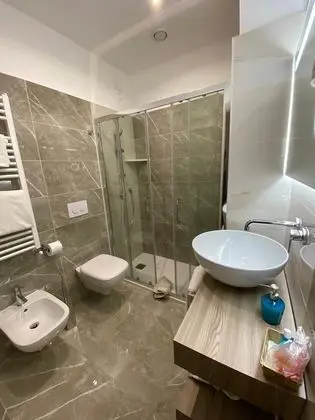 Economy Büyük Yataklı Tek Kişilik Oda