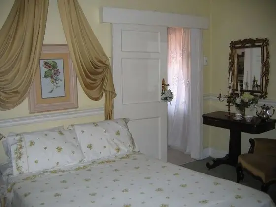 Catherine Room