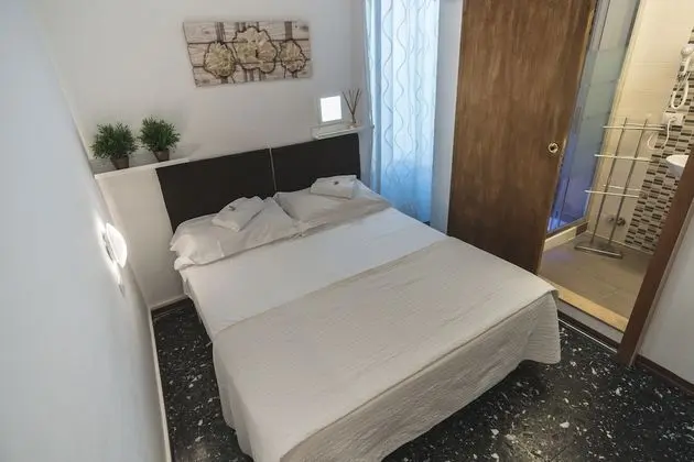 Tek Büyük Yataklı Oda (Small)