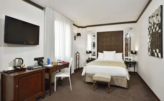 Büyük Yataklı Tek Kişilik Oda (Gran Meliá)