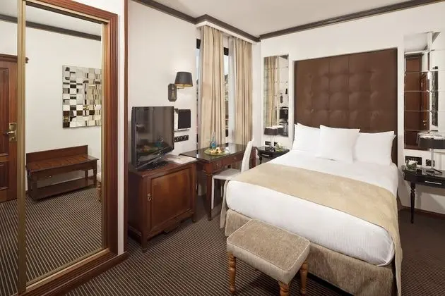 Büyük Yataklı Tek Kişilik Oda (Gran Meliá)