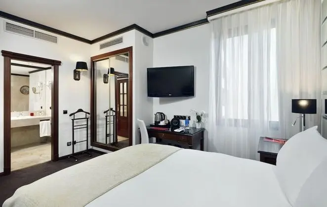 Büyük Yataklı Tek Kişilik Oda (Gran Meliá)