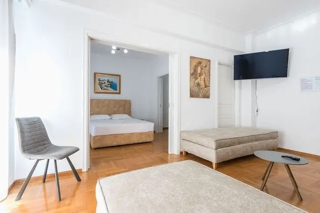 Apart Daire (Victoria Grand Palace above Metro)