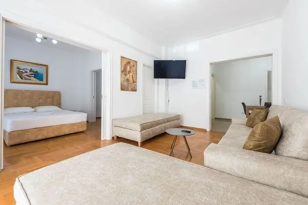 Apart Daire (Victoria Grand Palace above Metro)