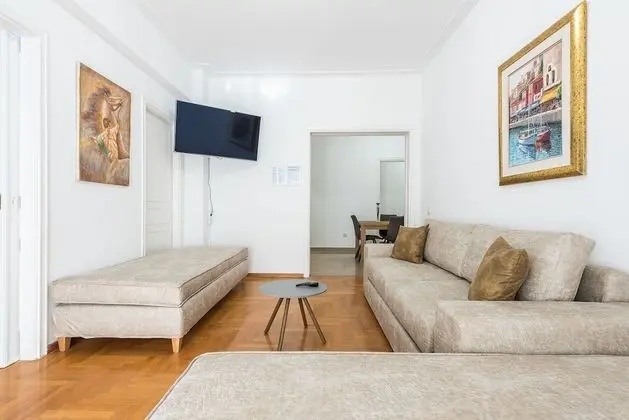 Apart Daire (Victoria Grand Palace above Metro)