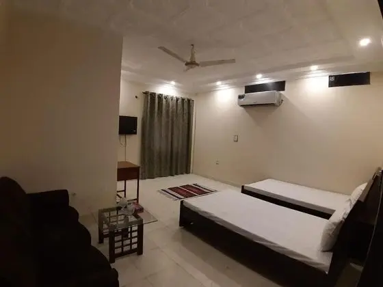 Standard Tek Büyük veya İki Ayrı Yataklı Oda