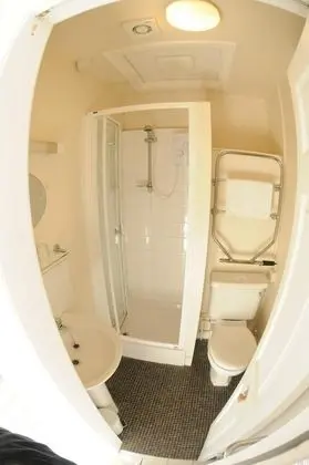 Comfort Tek Büyük Yataklı Oda, Banyolu/Duşlu