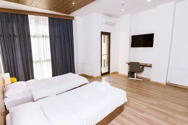 Deluxe Üç Kişilik Oda, Balkon, Dağ Manzaralı