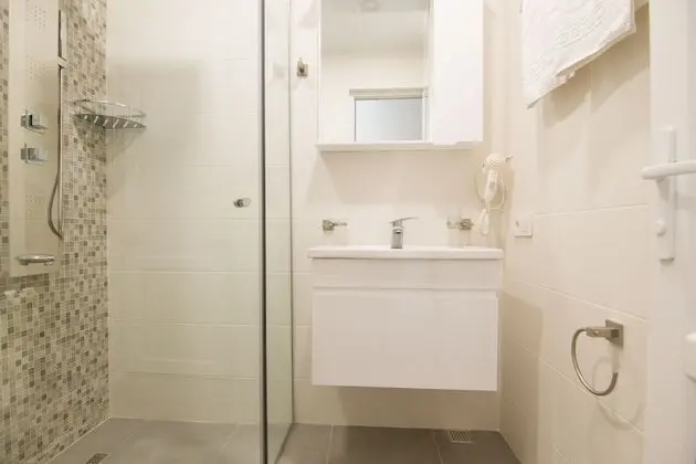 Standard Tek Büyük veya İki Ayrı Yataklı Oda, Balkon