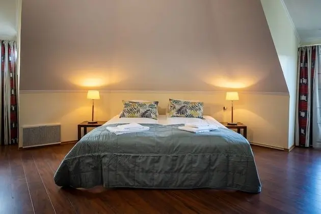 Basic Tek Büyük veya İki Ayrı Yataklı Oda