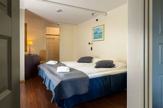 Basic Tek Büyük veya İki Ayrı Yataklı Oda